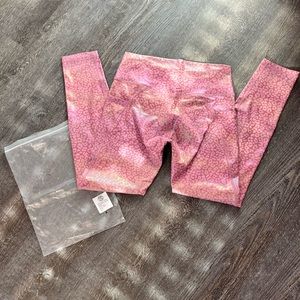 TYC til you collapse pink iridescent leopard leggings large